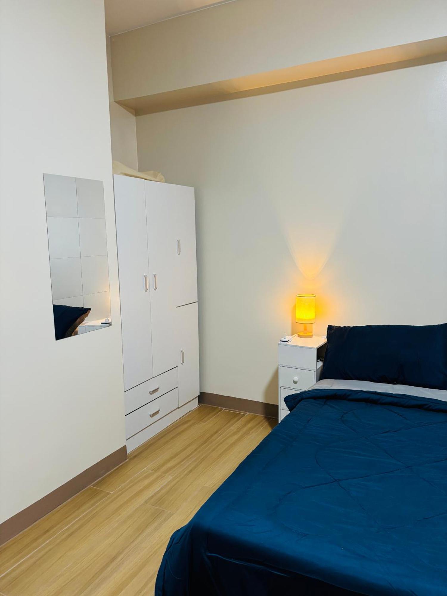 Aparthotel Manhattan Plaza Tower 1 Unit 10e Condotel *