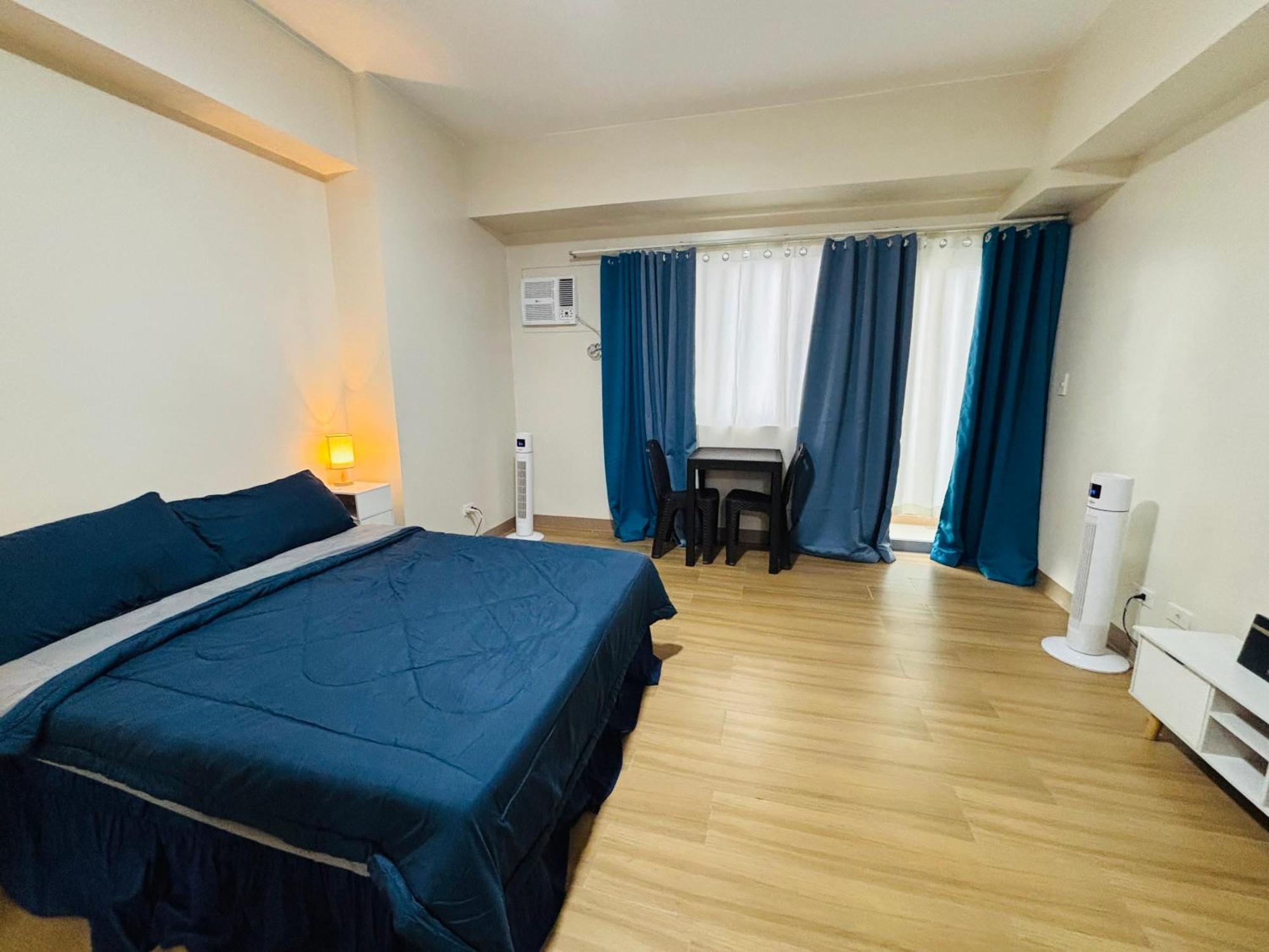 Aparthotel Manhattan Plaza Tower 1 Unit 10e Condotel