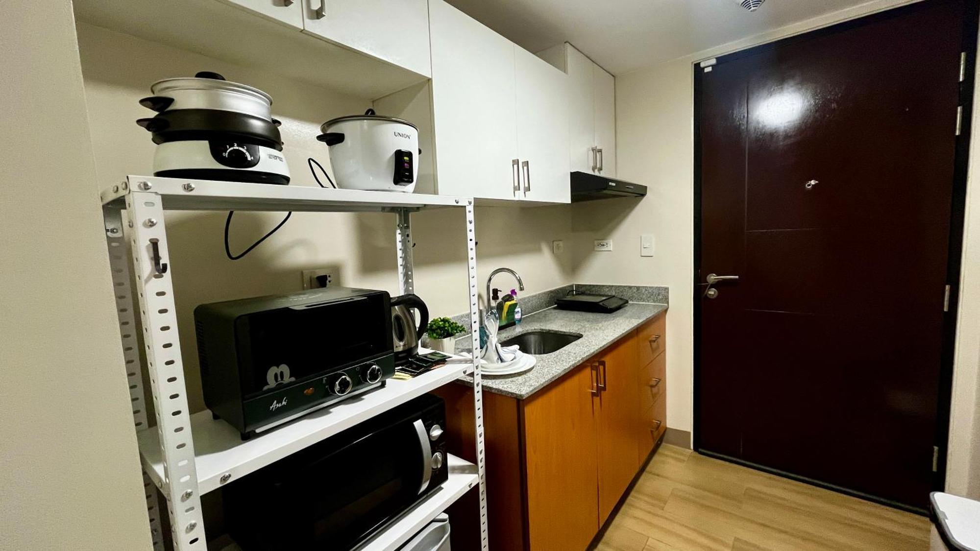 Manhattan Plaza Tower 1 Unit 10e Condotel Aparthotel